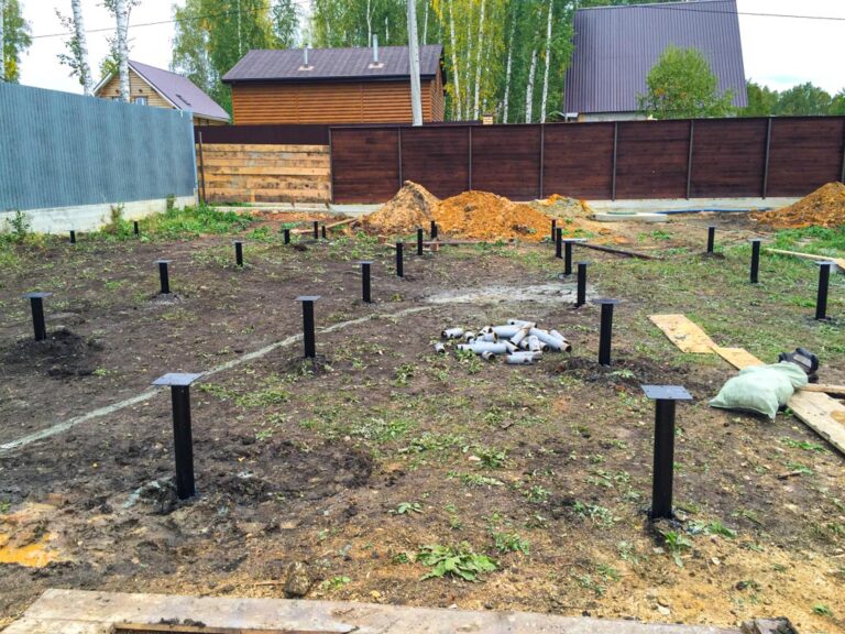 винтовые свая для лома из СИП панелей Дубрава